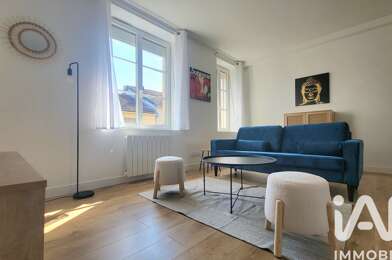 Appartement 3 pièces 700 €