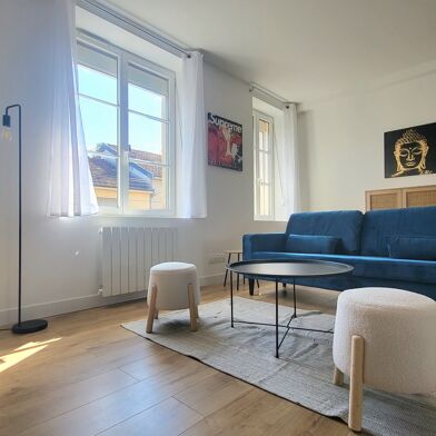 Appartement 3 pièces 700 €