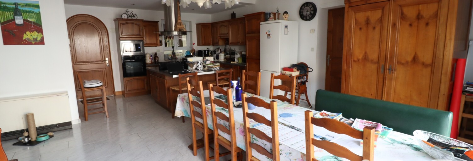 Maison 6 Pièces 238 m² à vendre à Lezoux (63190)