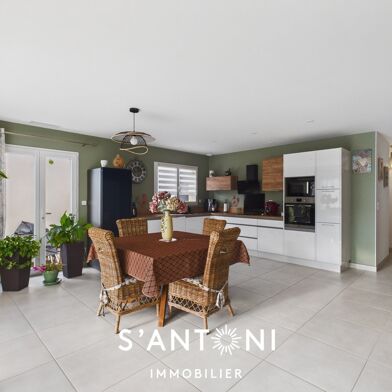 Maison 4 pièces 334900 €