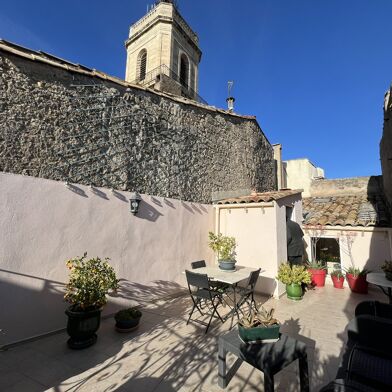 Immeuble  682000 €