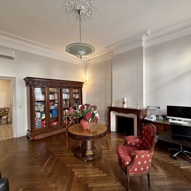 Appartement 4 pièces 299000 €