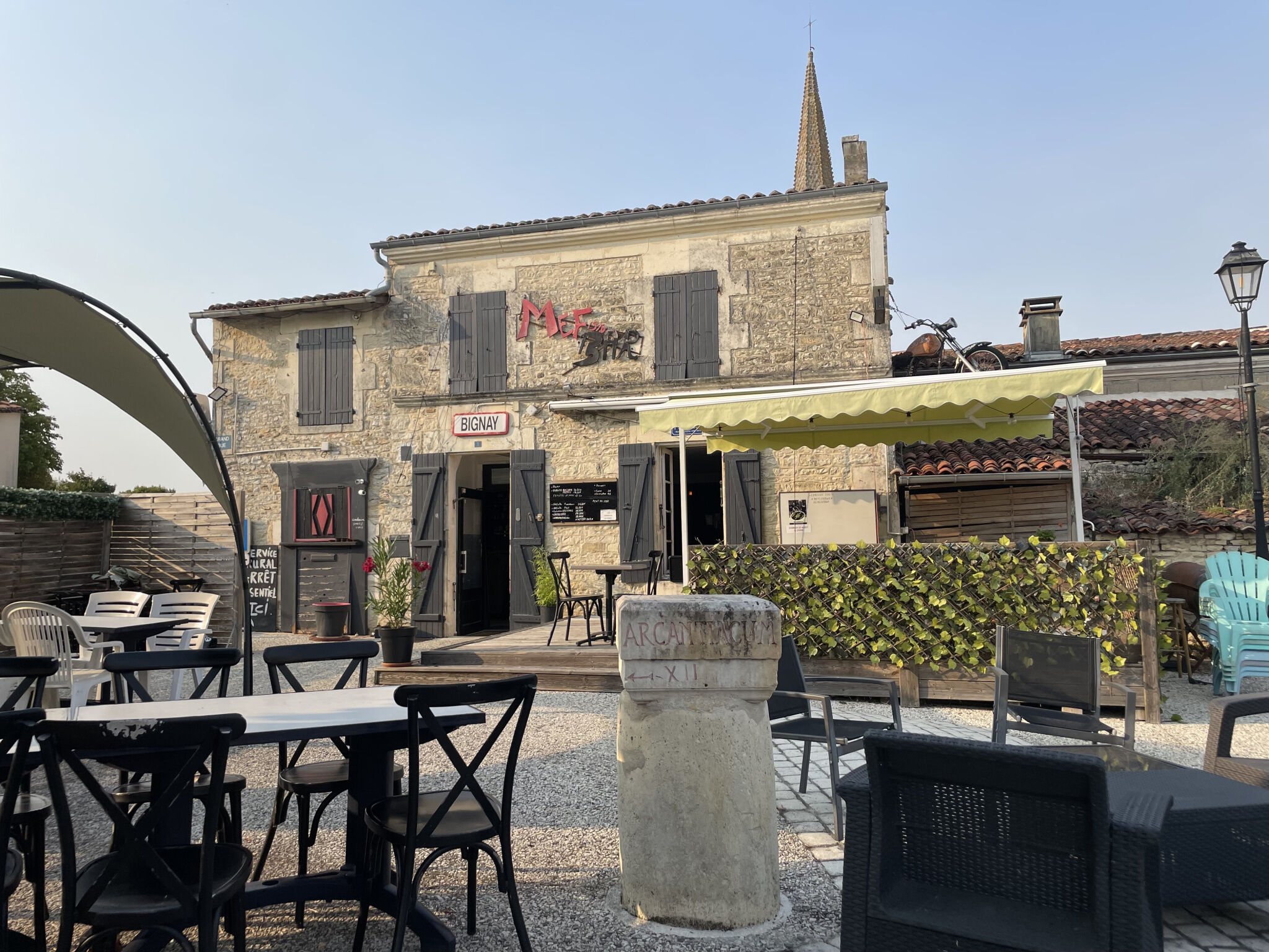 Local commercial  à vendre Bignay 17400