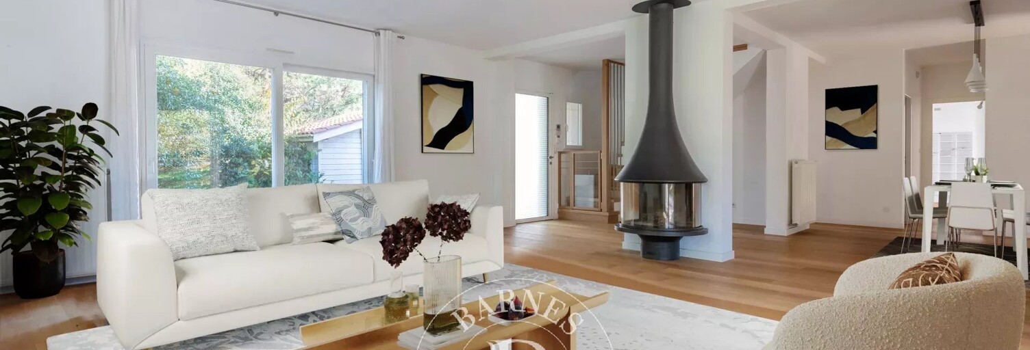 Maison 7 Pièces 250 m² à vendre à Sainte-Foy-lès-Lyon (69110)