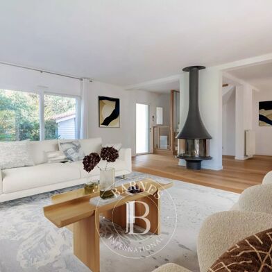 Maison 7 pièces 1095000 €