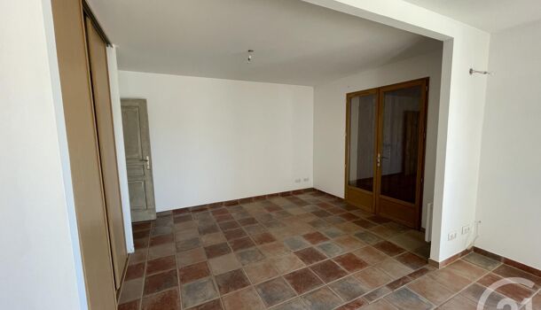 Villa / Maison 4 pièces  à louer Cuges-les-Pins 13780