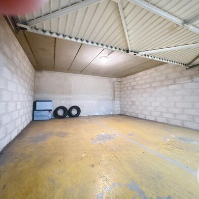 Garage  40000 €