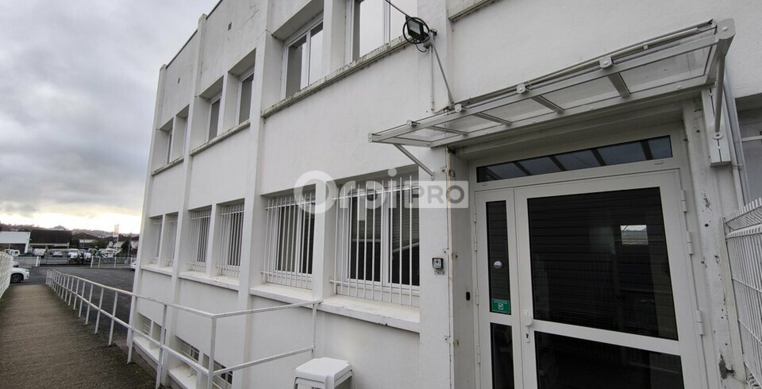 BUREAUX A LOUER — photo 1