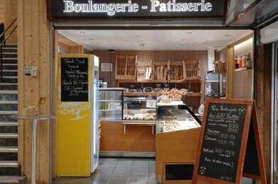 Commerce  477000 €