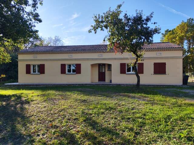 Maison à vendre 8 pièces SAINT CHRISTOPHE DE DOUBLE (33) — photo du bien