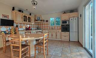 Maison 8 Pièces 175 m² à vendre à Saint-Christophe-de-Double (33230)