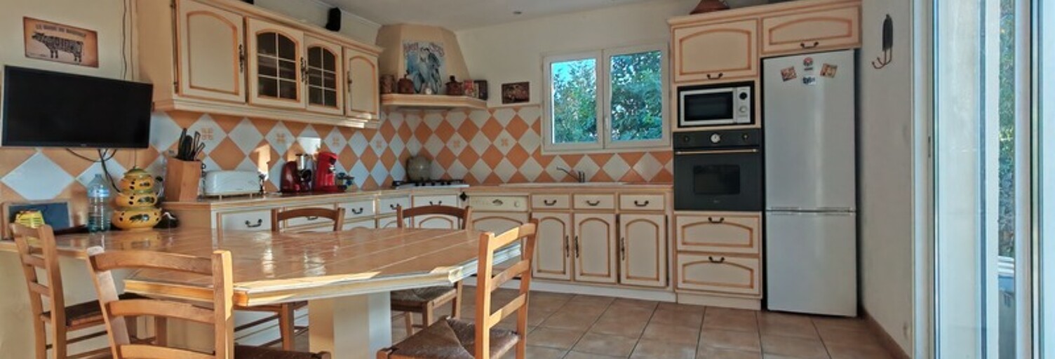 Maison 8 Pièces 175 m² à vendre à Saint-Christophe-de-Double (33230)