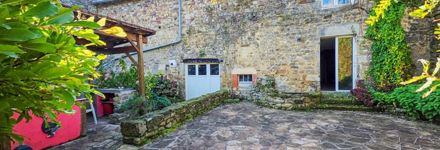 Maison 4 Pièces 134 m² à vendre à Chauvirey-le-Châtel (70500)