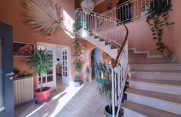 Belle maison unique avec jusqu'à 6 chambres, , 3 terrasse, garage,piscine, grand jardin de 2 280m2. Idéal pour une chambre d'hôtes — photo 5