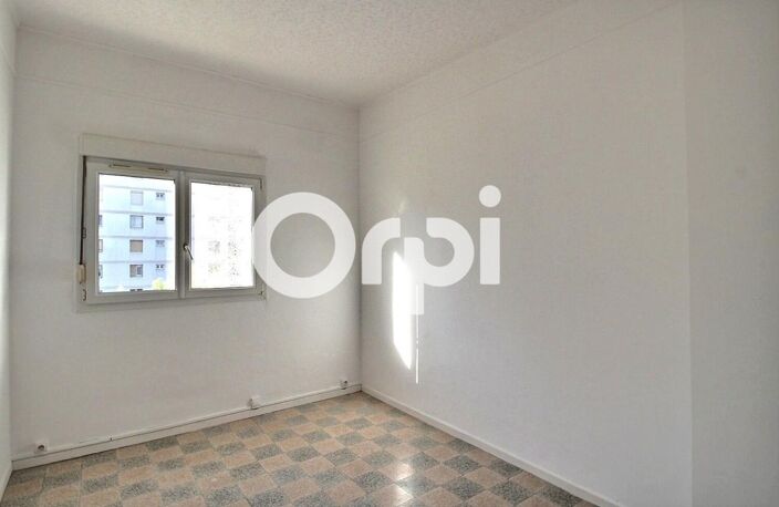 APPARTEMENT T3 TRAVERSANT - DERNIER ETAGE - 13010 MARSEILLE - LA SAUVAGERE - — photo 5