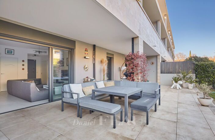 Aix-en- Provence - Appartement avec terrasse et jardin — photo 3
