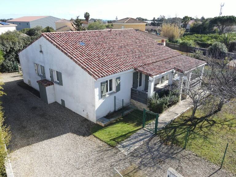 Maison de plain-pied de 144 m2 au total, 2 maisons indépendantes, jardins, terrasses, parking, sans vis-à-vis et proche des commerces à FOLELLI, Haute Corse (20) — photo 1