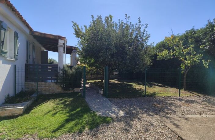 Maison de plain-pied de 144 m2 au total, 2 maisons indépendantes, jardins, terrasses, parking, sans vis-à-vis et proche des commerces à FOLELLI, Haute Corse (20) — photo 3