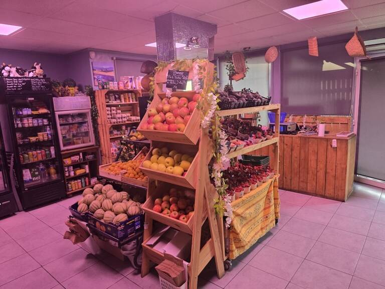 À vendre – Fonds de commerce primeur à NIMES (30) — photo 1