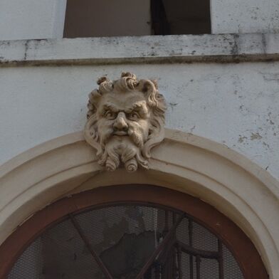 Maison 10 pièces 245000 €