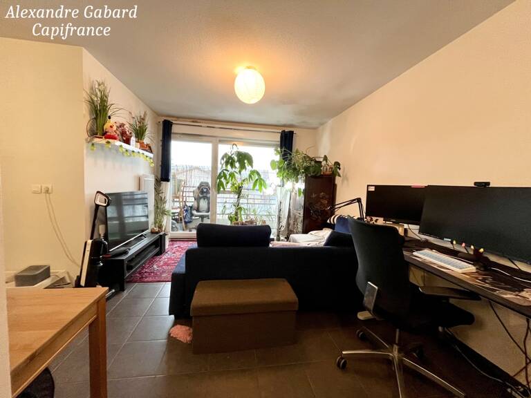 CENON - Appartement T2 - Balcon - Place de parking couverte — photo 1