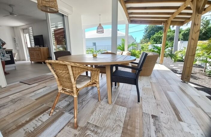 Villa premium T3 & son T2 à vendre à SAINTE ANNE Bourg (971) Guadeloupe - — photo 4