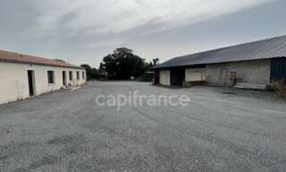Bureau 8 Pièces 945 m² à vendre à Saintes (17100)