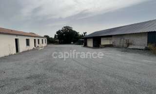 Bureau 8 Pièces 945 m² à vendre à Saintes (17100)