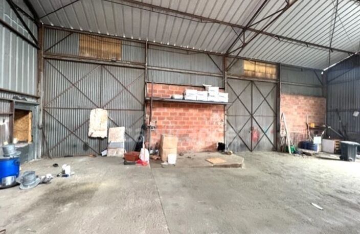 Dpt Charente Maritime (17), à vendre proche de SAINTES Entrepots parkings et Bureaux — photo 4
