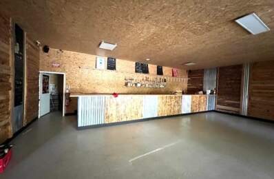 Dpt Charente Maritime (17), à vendre proche de SAINTES Entrepots et Bureaux — photo du bien
