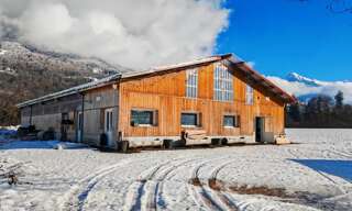 Local industriel  400 m² à vendre à La Rivière-Enverse (74440)