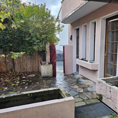 Appartement 6 pièces 297000 €