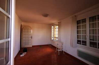 Appartement 2 pièces 815 €