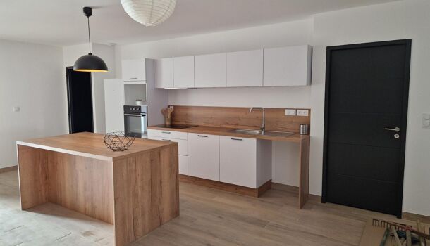 Villa / Maison 4 pièces  à louer Ferrières 17170