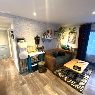 Appartement 3 pièces 180000 €