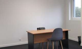 Bureau   m² à louer à Séné (56860)