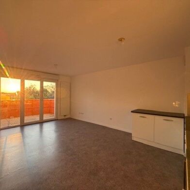 Appartement 3 pièces 782 €