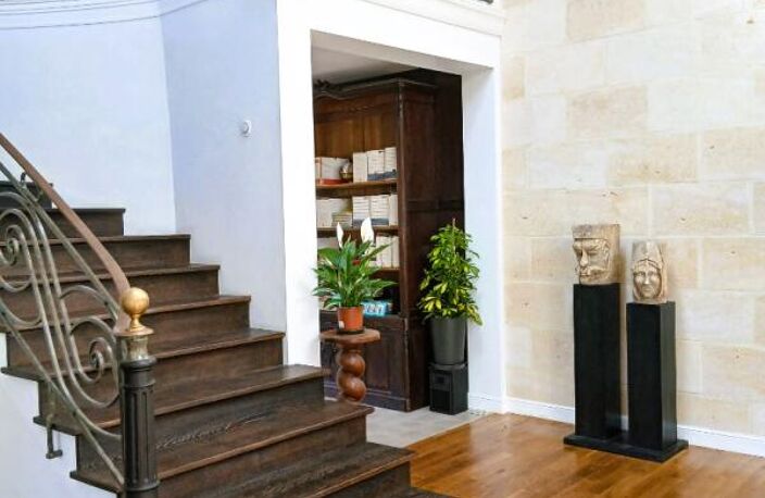 Demeure de prestige  7 pièce(s) 305 m²  jardin piscinable 450 M² — photo 2