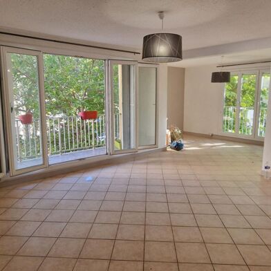 Appartement 3 pièces 86000 €