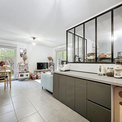 Appartement 4 pièces 292000 €