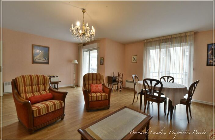 APPARTEMENT DE TYPE4 - DAX CENTRE HISTORIQUE — photo 2