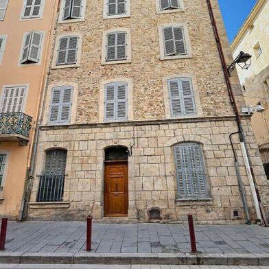 Immeuble  365000 €