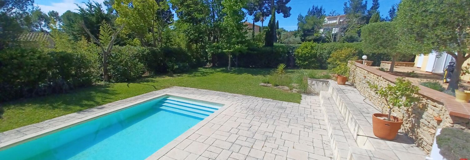 Maison 7 Pièces 250 m² à vendre à Saint-Cyr-sur-Mer (83270)