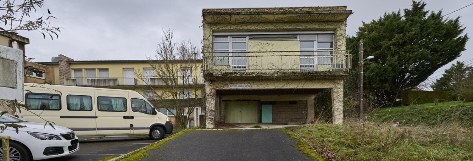 Immeuble  2830 m² à vendre à Romenay (71470)