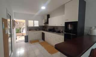 Maison 4 Pièces 110 m² à louer à Saint-Pierre (97432)