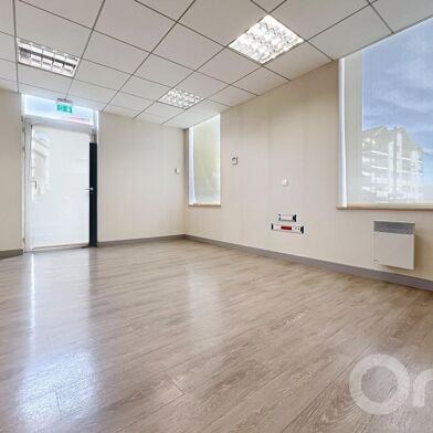 Commerce  395000 €