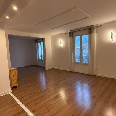Appartement 4 pièces 1500 €