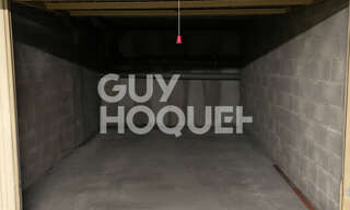 Garage   m² à louer à Lyon 7 (69007)