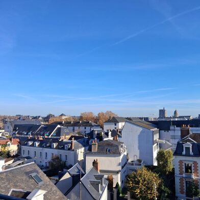 Appartement 4 pièces 181750 €