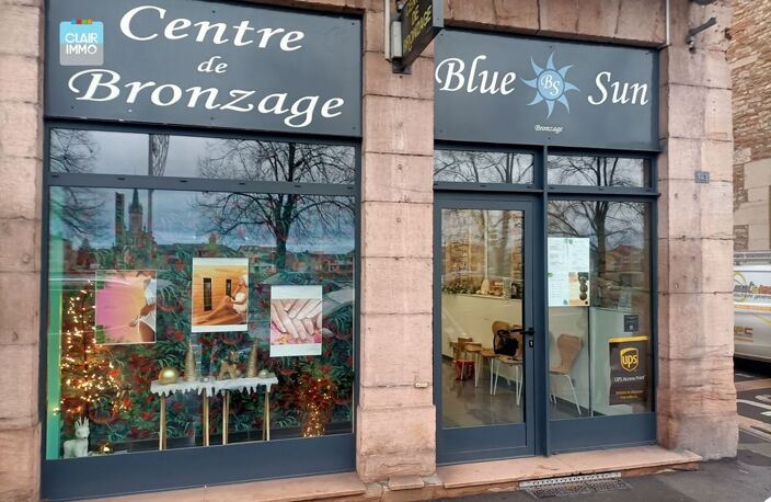 A MACON VILLE FONDS DE COMMERCE SALON DE BEAUTE DE 90M² — photo 2